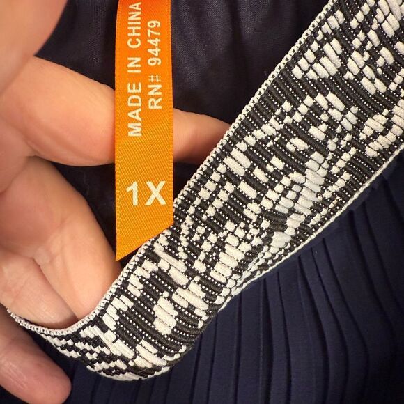 Magic Blue Maxi Pleated A-Line Skirt - Picture 3 of 4